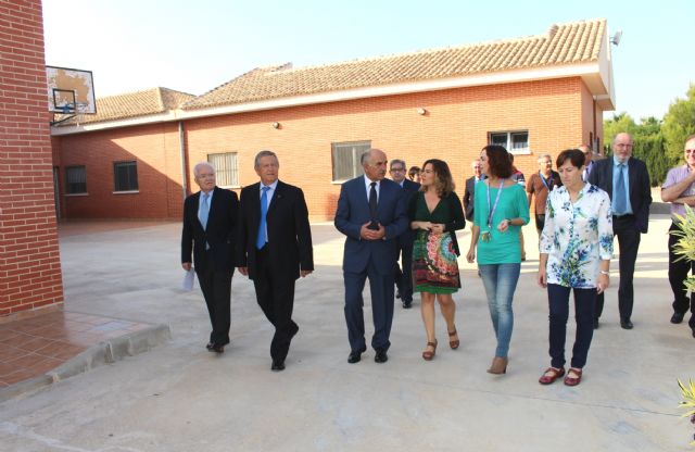 El presidente Alberto Garre visita el centro de Proyecto Hombre en El Palmar - 2, Foto 2