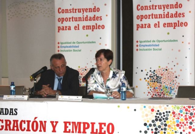 Lorenzo avanza que en 2015 los fondos para la empleabilidad de colectivos vulnerables crecerán un 250 por ciento - 1, Foto 1