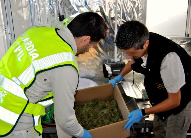 La Guardia Civil desmantela dos activos puntos de distribución de droga, en Abarán y Archena - 3, Foto 3