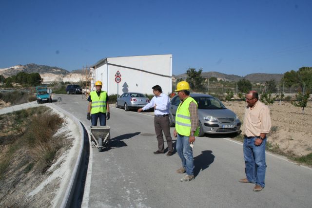 La Comunidad y el Ayuntamiento reparan y mejoran varios caminos rurales del término municipal - 3, Foto 3