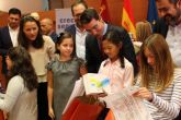 La alumna jumillana Gemma Guardiola, galardonada en la fase regional del concurso 'Crece en Seguridad'