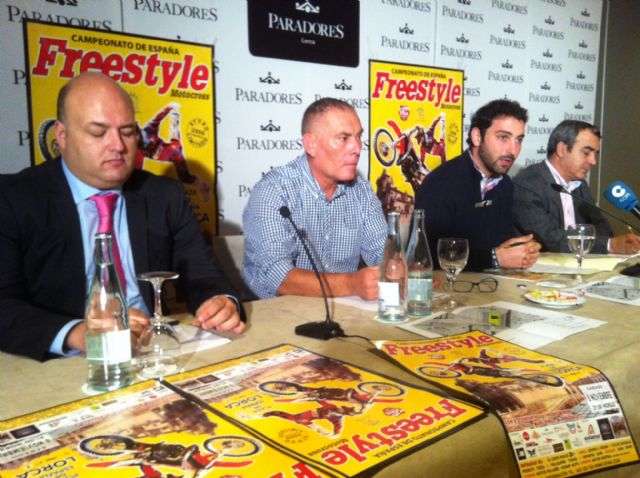 La Plaza de España acogerá este sábado la última prueba del Campeonato de España Freestyle de Motocross - 1, Foto 1