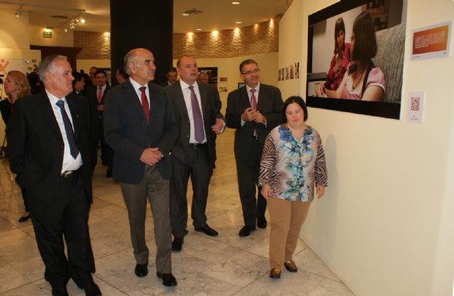 Una exposición conmemora los 20 años de trabajo de Fundown con las personas con discapacidad intelectual - 1, Foto 1