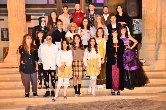 Cerca de 180 personas disfrutaron este fin de semana del espectáculo La Noche de To´Santos en el Museo Encantado - 4, Foto 4