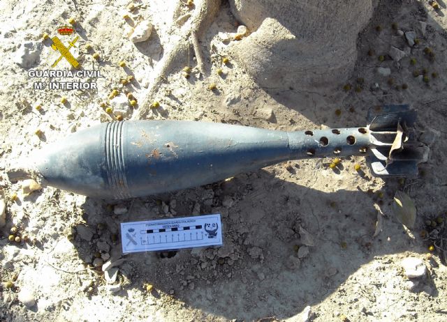 La Guardia Civil neutraliza y destruye cuatro artefactos explosivos muy peligrosos - 2, Foto 2