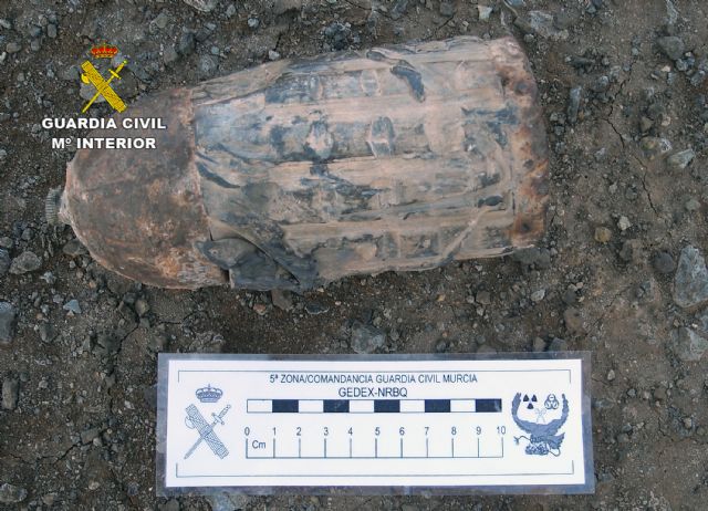 La Guardia Civil neutraliza y destruye cuatro artefactos explosivos muy peligrosos - 3, Foto 3