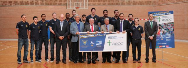 El UCAM Murcia CB - Tuenti Móvil Estudiantes, a beneficio de la Asociación Española Contra Cáncer - 1, Foto 1