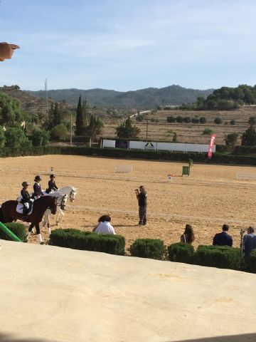 La totanera Mari Carmen Tudela Soto subi al podium en el Campeonato de Doma Clsica de la Regin de Murcia - 1