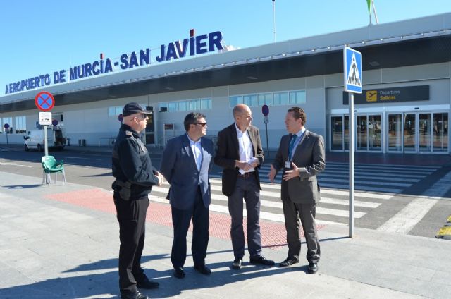 La Policía Local de San Javier tendrá presencia en el Aeropuerto - 1, Foto 1