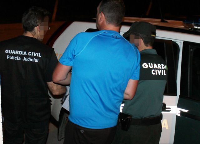 La Guardia Civil detiene al presunto autor de más de medio centenar de robos en establecimientos públicos del Mar Menor - 2, Foto 2