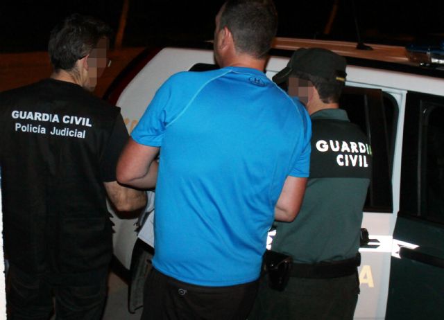 La Guardia Civil detiene al presunto autor de más de medio centenar de robos en establecimientos públicos del Mar Menor - 2, Foto 2