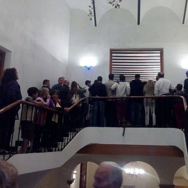 La única salida honrosa: dimitir - 2, Foto 2