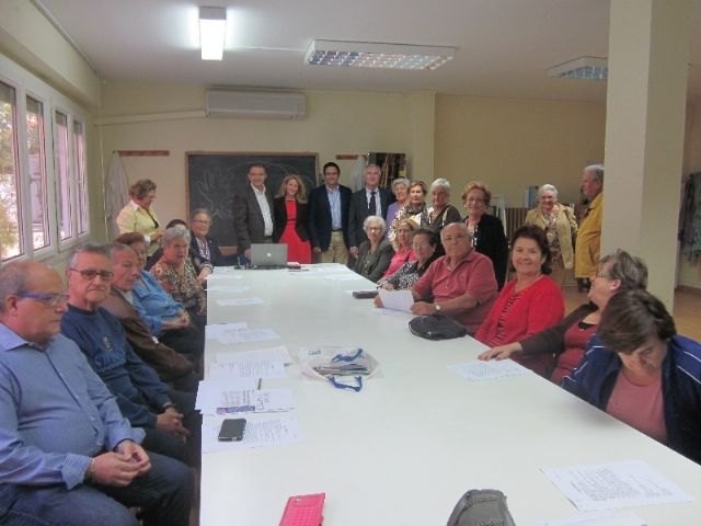 Más de 500 mayores de Alcantarilla participarán en los 28 talleres del centro social - 1, Foto 1