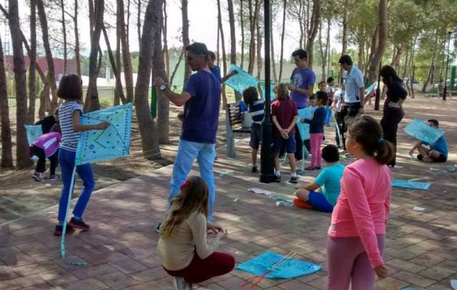 Talleres infantiles de tenis y patinaje en Ceutí con la asociación Alábega - 3, Foto 3