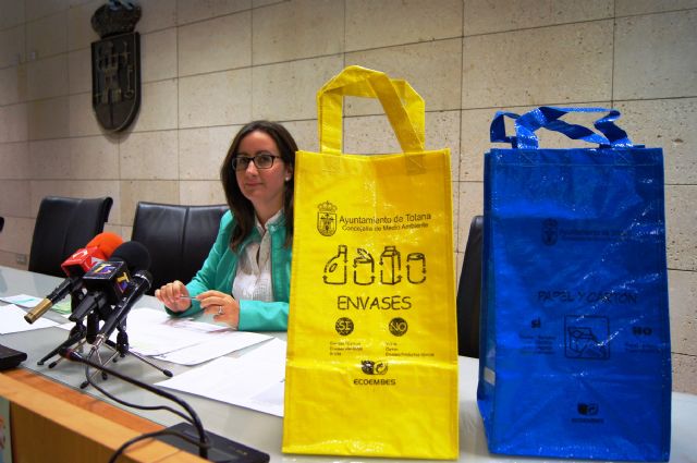 The Department of Environment launches citizen environmental awareness campaign on waste collection "If you separate well, recycle better", Foto 1