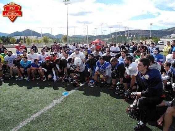 Unas 200 personas han participado en el Programa de Tecnificación de Fútbol Americano celebrado en Cehegín - 2, Foto 2