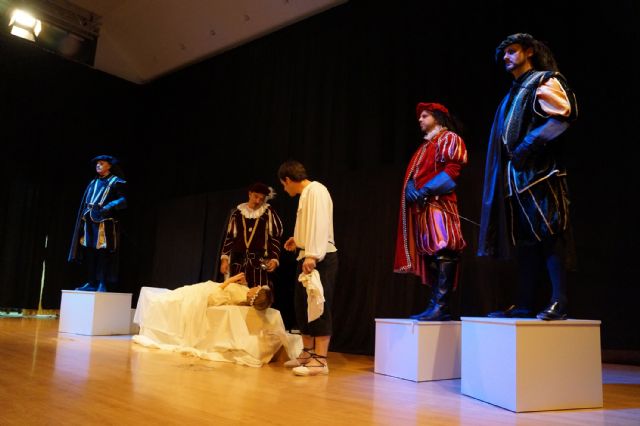 El grupo madrileño Creaciones del Sako vence en el III Certamen de Teatro Aficionado Juan Baño torreño - 3, Foto 3