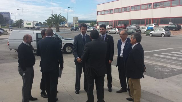 Juan Carlos Ruiz transmite su apoyo al comercio de Alhama, que contar con ayudas en los presupuestos del prximo año, Foto 2