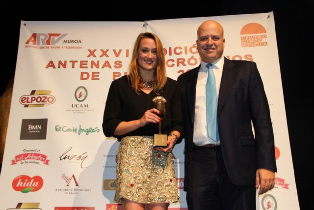 Mireia Belmonte y Nico Almagro reciben sus Micrófonos de Plata - 2, Foto 2