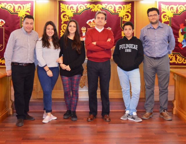 Los corresponsales juveniles de Alguazas, preparados para una activa labor en este nuevo curso 2014-2015 - 1, Foto 1