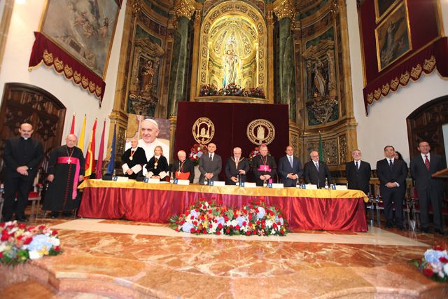 Solemne Acto Inaugural del curso académico 2014-2015 - 1, Foto 1