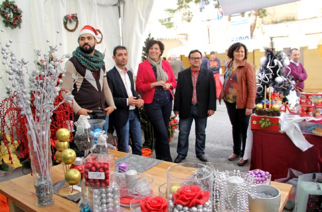 El I Mercadillo Tradicional de Puerto Lumbreras congrega a más de 30 comercios y artesanos locales durante todo el fin de semana - 1, Foto 1