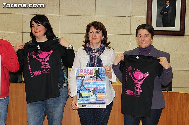 Padel Indoor Open the I is presented for associations "D'Genes" and "AELIP", Foto 3