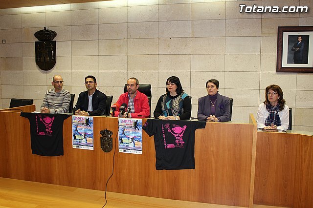 Se presenta el I Open Pádel Indoor a beneficio de las asociaciones D´Genes y AELIP, Foto 4