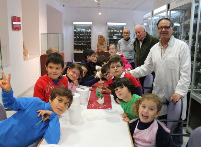 El Taller de Fabricación de Cristales concluye dejando piezas únicas que se incorporarán a la colección del Museo Ciencias de la Naturaleza - 1, Foto 1