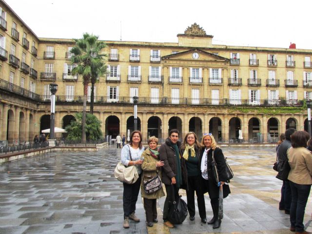 Buen ambiente y tiempo agradable es el que se han encontrado los alguaceños en su viaje al País Vasco - 2, Foto 2