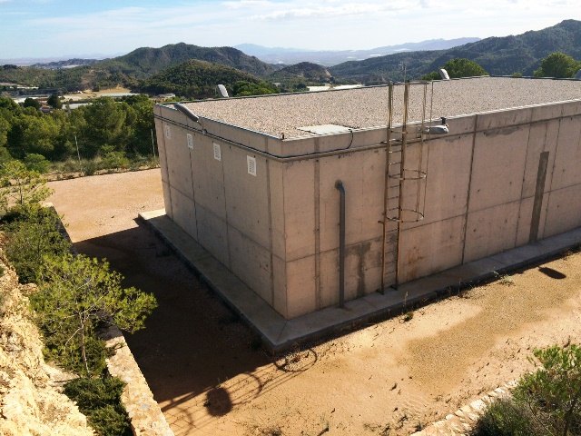 Denuncian la situación de abandono y no puesta en servicio desde su construcción en 2009 del Depósito de Agua Potable en Las Viñas-Carivete - 1, Foto 1