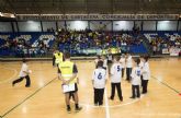 Medio millar de escolares se acercan al fútbol sala con el Plásticos Romero