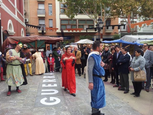 Jódar inaugura el Mercado Medieval de las fiestas de San Clemente, con 110 puestos que estarán hasta el lunes en las Plazas de Calderón, Colón y el Negrito y la calle Alporchones - 1, Foto 1