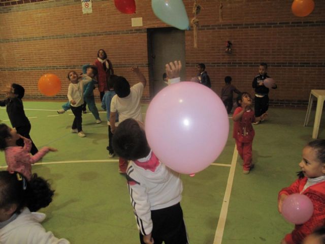 Fiesta en el Pabellón de Santa Lucía para clausurar las Olimpiadas Infantiles - 2, Foto 2
