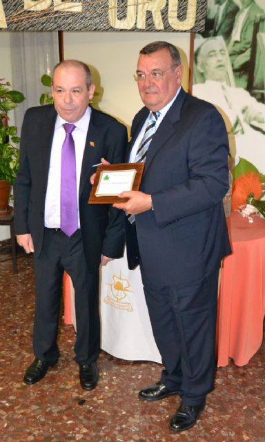 Cruz Roja, Canal 1 Mar Menor Torre Pacheco y Alfonso de la Cruz premiados con la Parra de Oro - 3, Foto 3