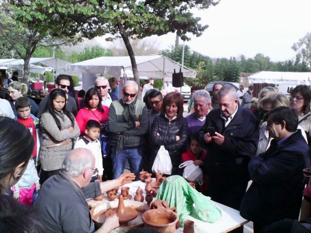 El mercadillo artesano de La Santa clausura el año 2014 y se despide hasta el próximo mes de febrero, Foto 7