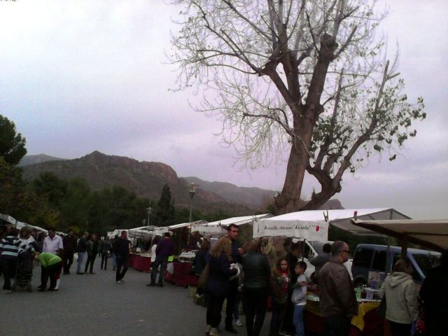 El mercadillo artesano de La Santa clausura el año 2014 y se despide hasta el próximo mes de febrero, Foto 8