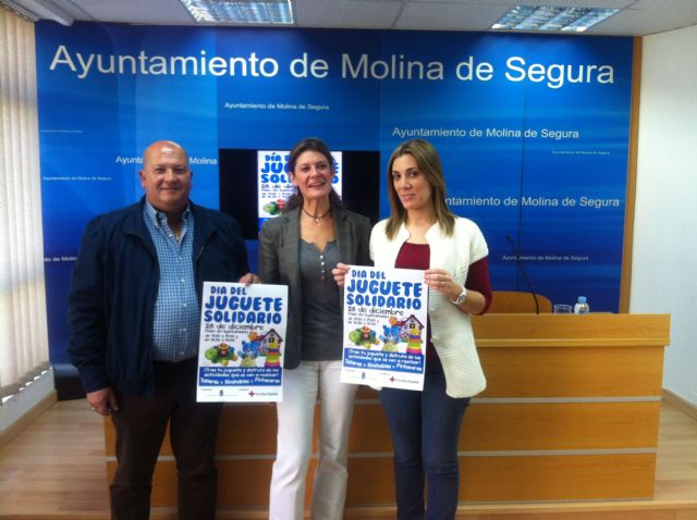 La iniciativa Juguete Solidario 2014 de Molina de Segura ha sido presentada hoy, martes, 25 - 1, Foto 1