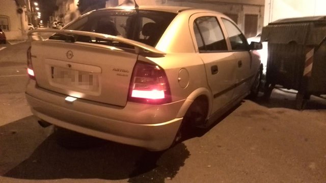 La Policía Local de Totana localizó ayer al conductor que provocó un accidente en la noche del sábado al domingo y se dio a la fuga, Foto 2