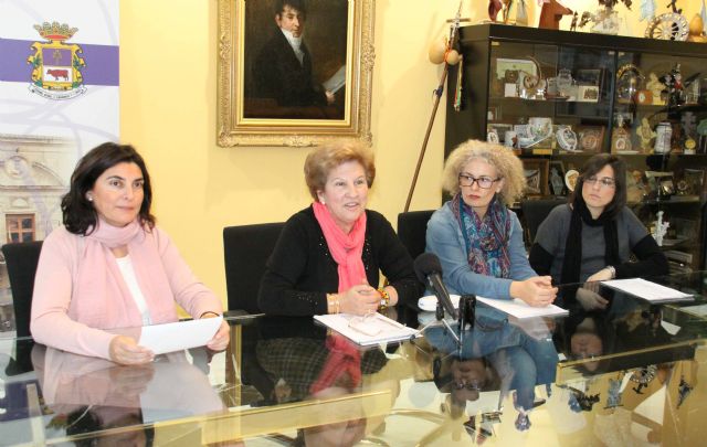 El Ayuntamiento acoge hoy la lectura del manifiesto del Día de la Eliminación de la Violencia contra la Mujer - 1, Foto 1