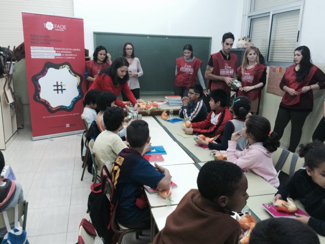27 menores del CEIP San Andrés participan en un taller de refuerzo escolar de la Fundación FADE - 2, Foto 2