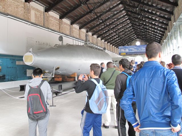 Escolares de San Pedro del Pinatar visitan el buque oceanográfico Ramón Margalef del IEO - 2, Foto 2