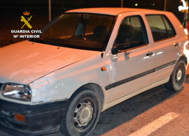 La Guardia Civil detiene a una conductora por circular en sentido contrario y ocasionar varios accidentes - 1, Foto 1