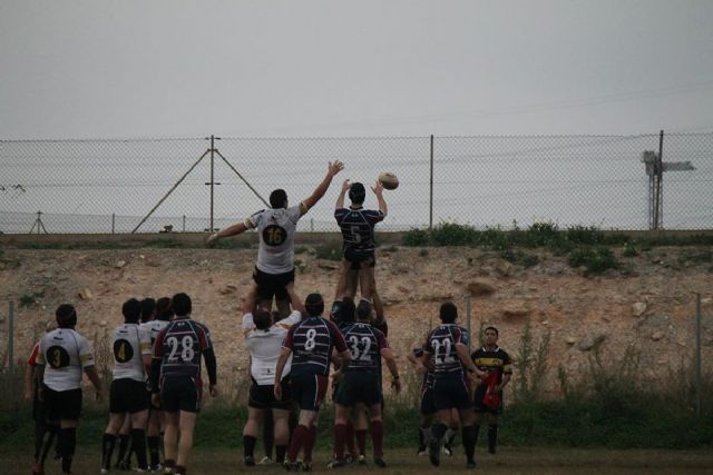 Victoria para los senior del equipo local de Rugby - 1, Foto 1