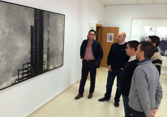 Inaugurada en la Casa de la Cultura torreña la exposición del ICA La era Post-Industrial - 2, Foto 2