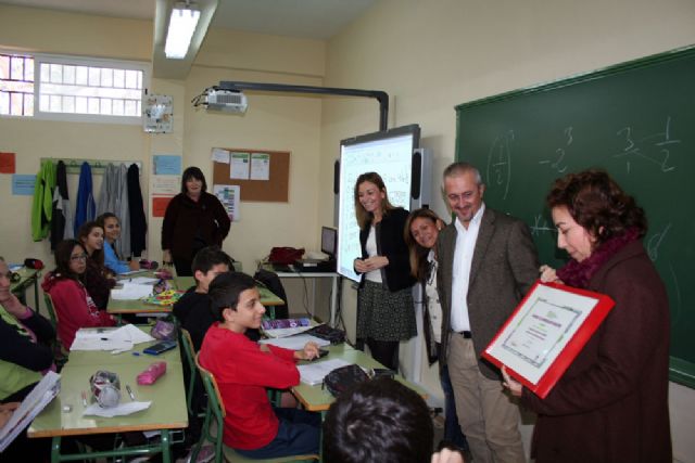 IES Sanje, entre los finalistas, al Mejor Proyecto TIC Audiovisual - 2, Foto 2