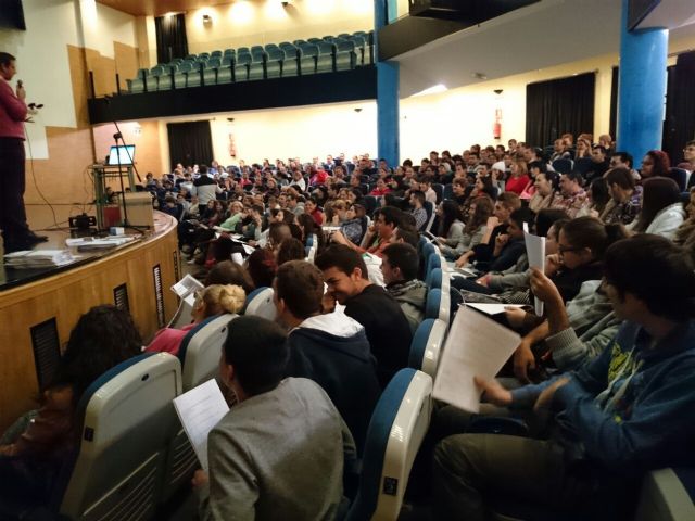 Hoy se está desarrollando un curso para la obtención del Certificado de Manipulador de alimentos - 2, Foto 2