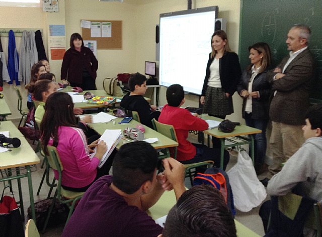 Un proyecto audiovisual del IES Sanje de Alcantarilla, premiado en el Salón de Tecnología para la Enseñanza SIMO 2014 - 1, Foto 1