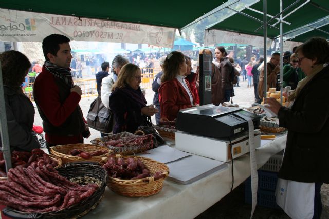 El Mercadillo 'El Mesoncico' saborea lo mejor del otoño ceheginero - 4, Foto 4