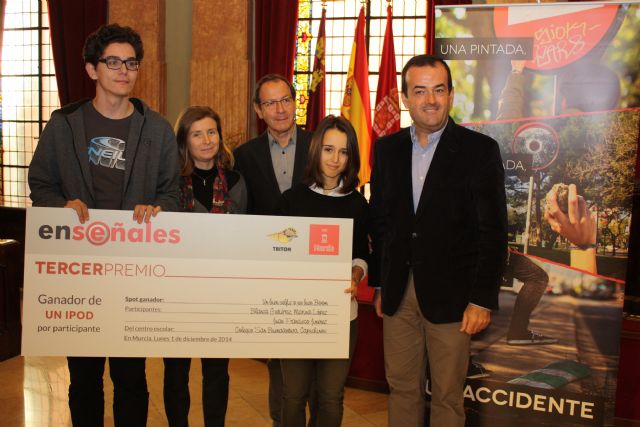 Una broma que sale cara gana el primer premio del concurso de microvídeos enSeñales - 4, Foto 4
